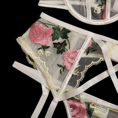 3-teiliges Dessous-Set mit floraler Spitzenstickerei Velure Intimates