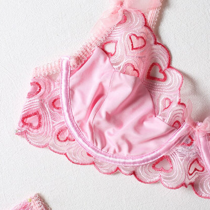 Herz-Stickerei Spitzen-BH-Set in Rosa mit Schleife Velure Intimates