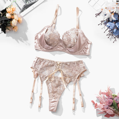 Ensemble de lingerie brodé floral pour femmes, ensemble érotique sexy en patchwork de dentelle 3 pièces avec porte-jarretelles et slips