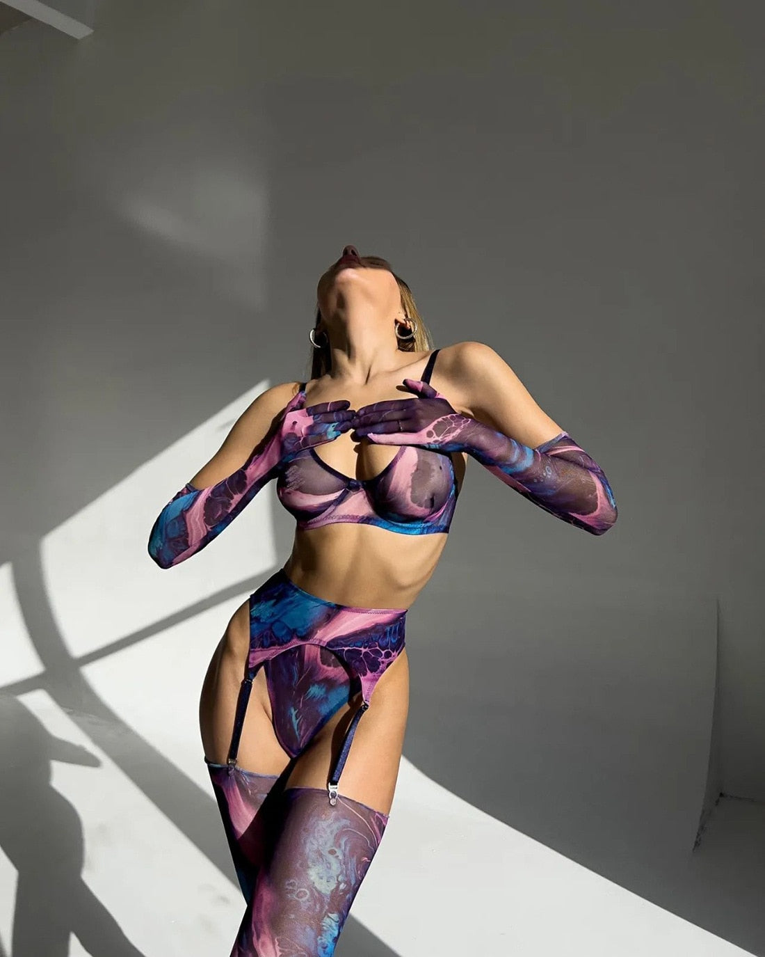 Tie Dye Print Lingerie - Ensemble érotique 5 pièces avec jarretière, gants et bas